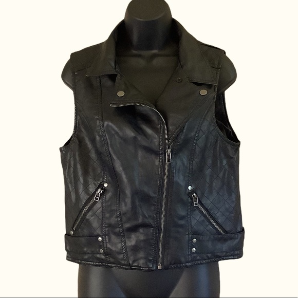 Hot Topic Women Black Faux Leather Moto Vest L